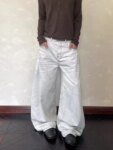 White Baggy Cleanfit Jeans