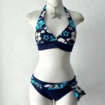 Vacation style women's bikini set two-piece